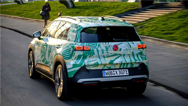 星歐娛樂官方：售價約22萬人民幣 大衆親民純電SUV ID.Cross官方諜照發佈